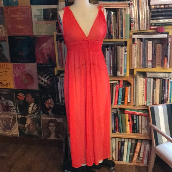 Union 70s Gown & Robe - Picture 5 of 8